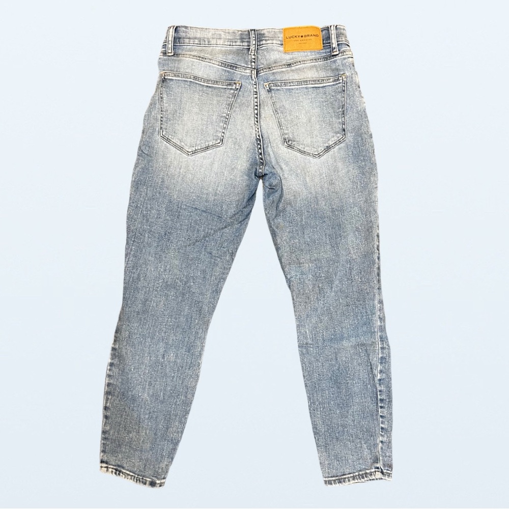 Lucky Brand Mid Rise Crop Ava Light Wash Jeans, Size 4 - Picture 6 of 10